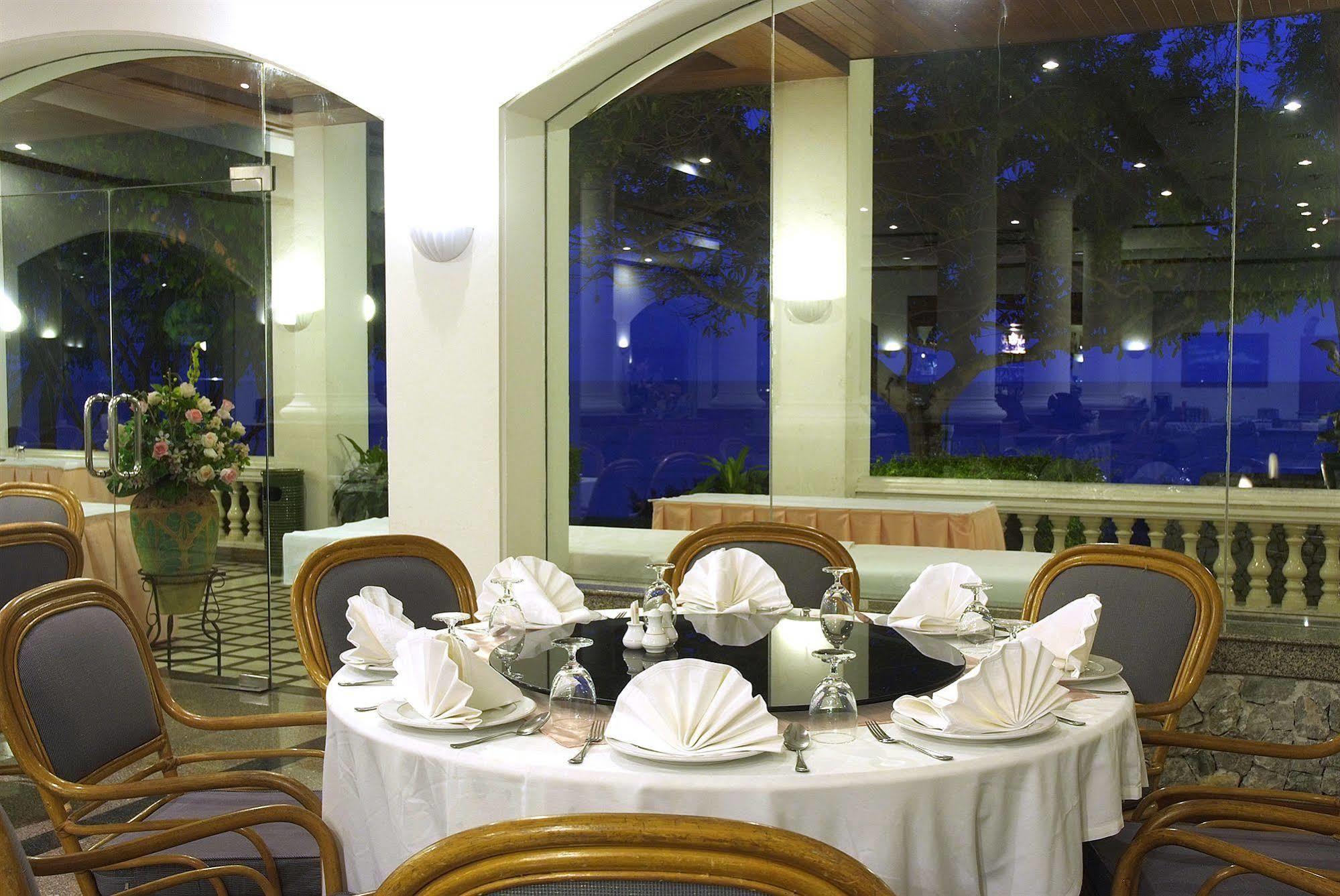 Purimas Beach Hotel & Spa Ban Chang  Exterior foto